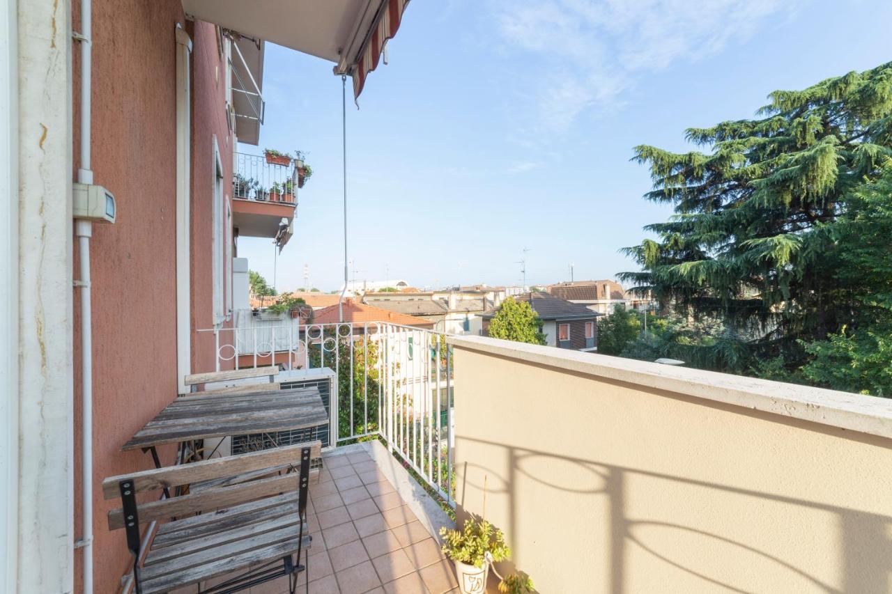 Precotto Comfortable Flat With Balcony Διαμέρισμα Μιλάνο Εξωτερικό φωτογραφία